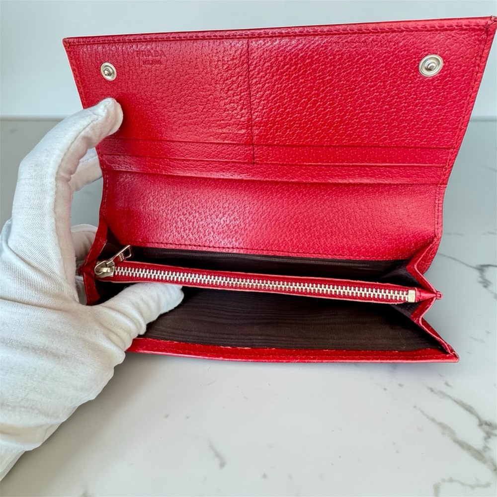 Red Leather Prada Flap Continental Wallet - Picture 5 of 11